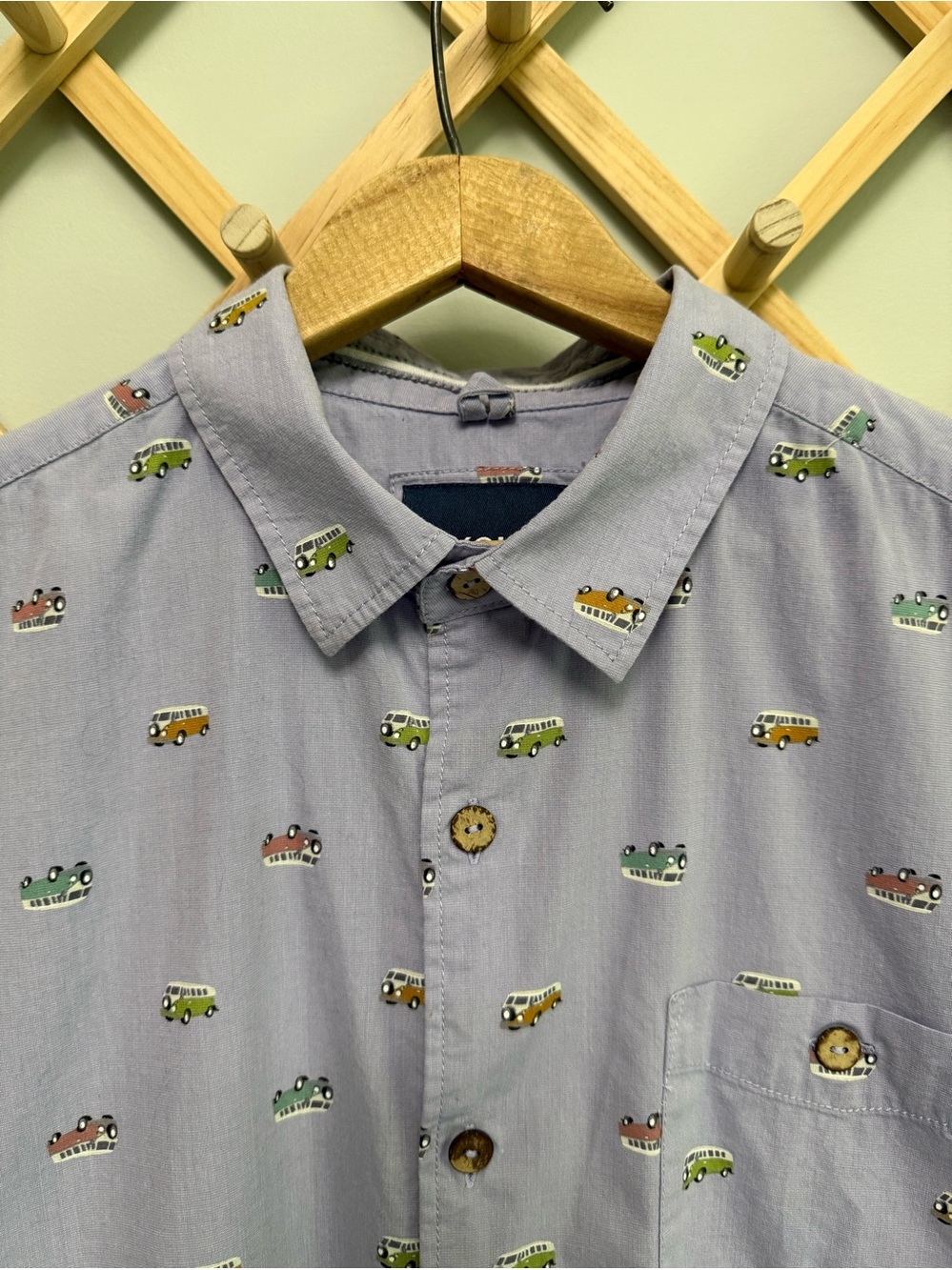 Kolby Men’s Large Gray VW Bus Van Print Short Sleeve Button Up